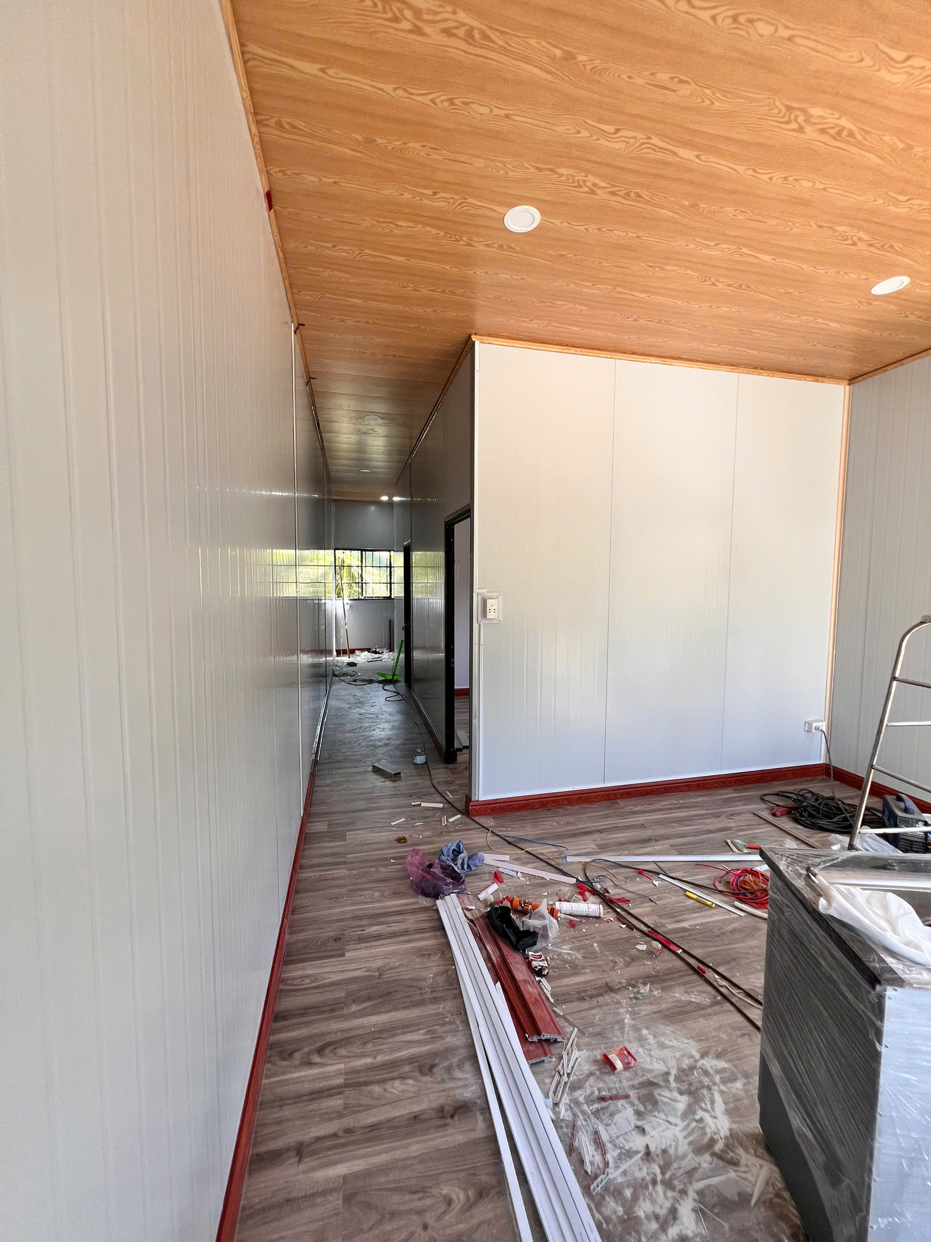 z6360202407614_34995658bb8d9067cee360cb8038f753